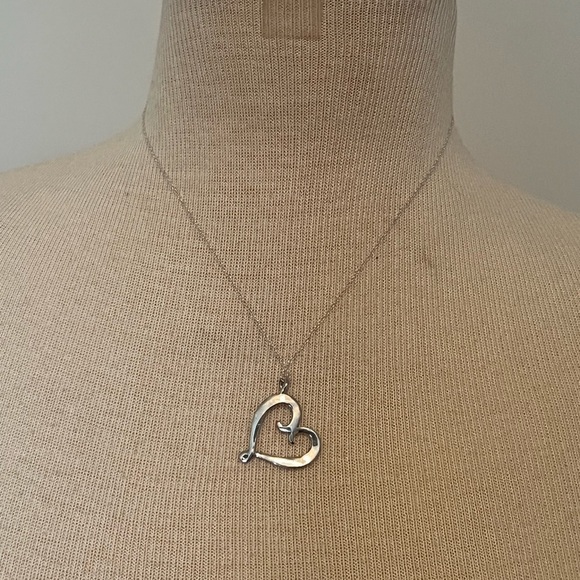 Jewelry - Heart Necklace